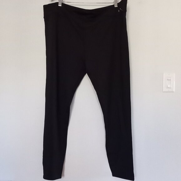 FABLETICS new with tags leggings - Picture 1 of 11